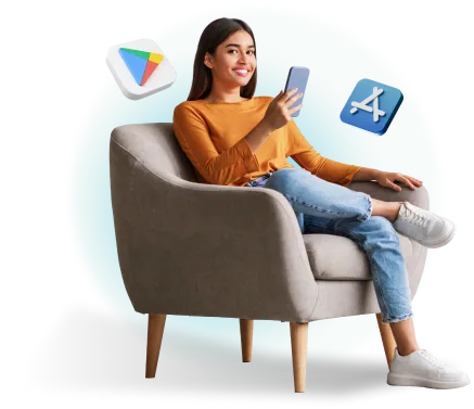 Mujer sonriente revisando su celular, rodeada de los iconos de Google Play y App Store